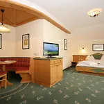 호텔 Alpenhotel Neuwirt