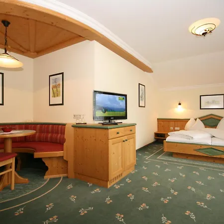 Hotel Alpenhotel Neuwirt