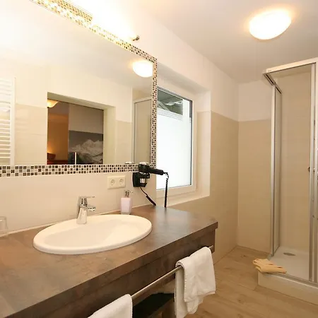 Hotel Alpenhotel Neuwirt 4*