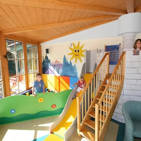 Szálloda Alpenhotel Neuwirt Schladming