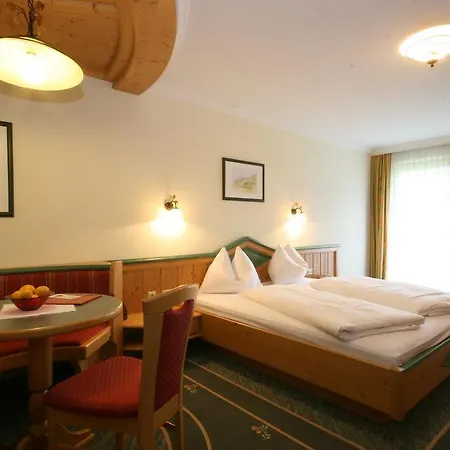 Hotel Alpenhotel Neuwirt