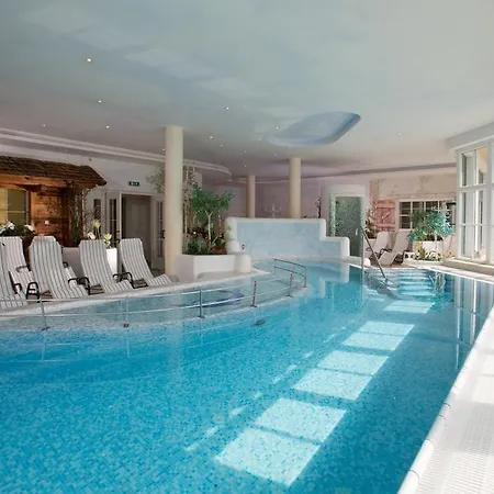 Szálloda Alpenhotel Neuwirt